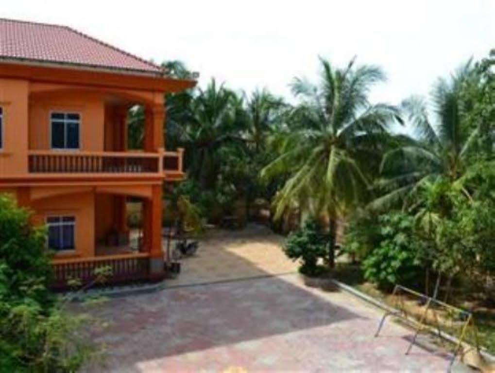 V&A Villa Ciudad de Siem Riep Exterior foto